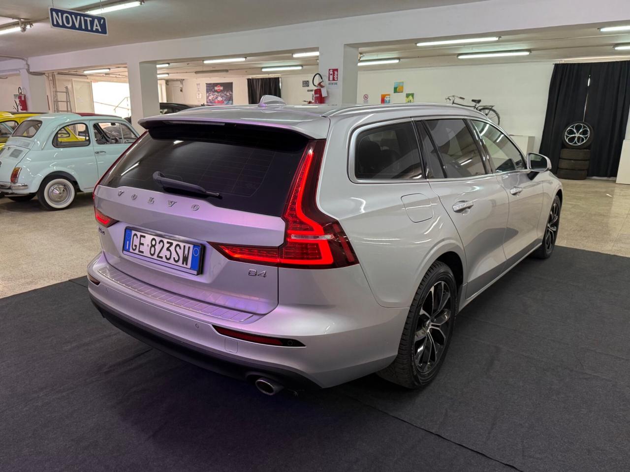 VOLVO V60 2021 B4 Geartronic