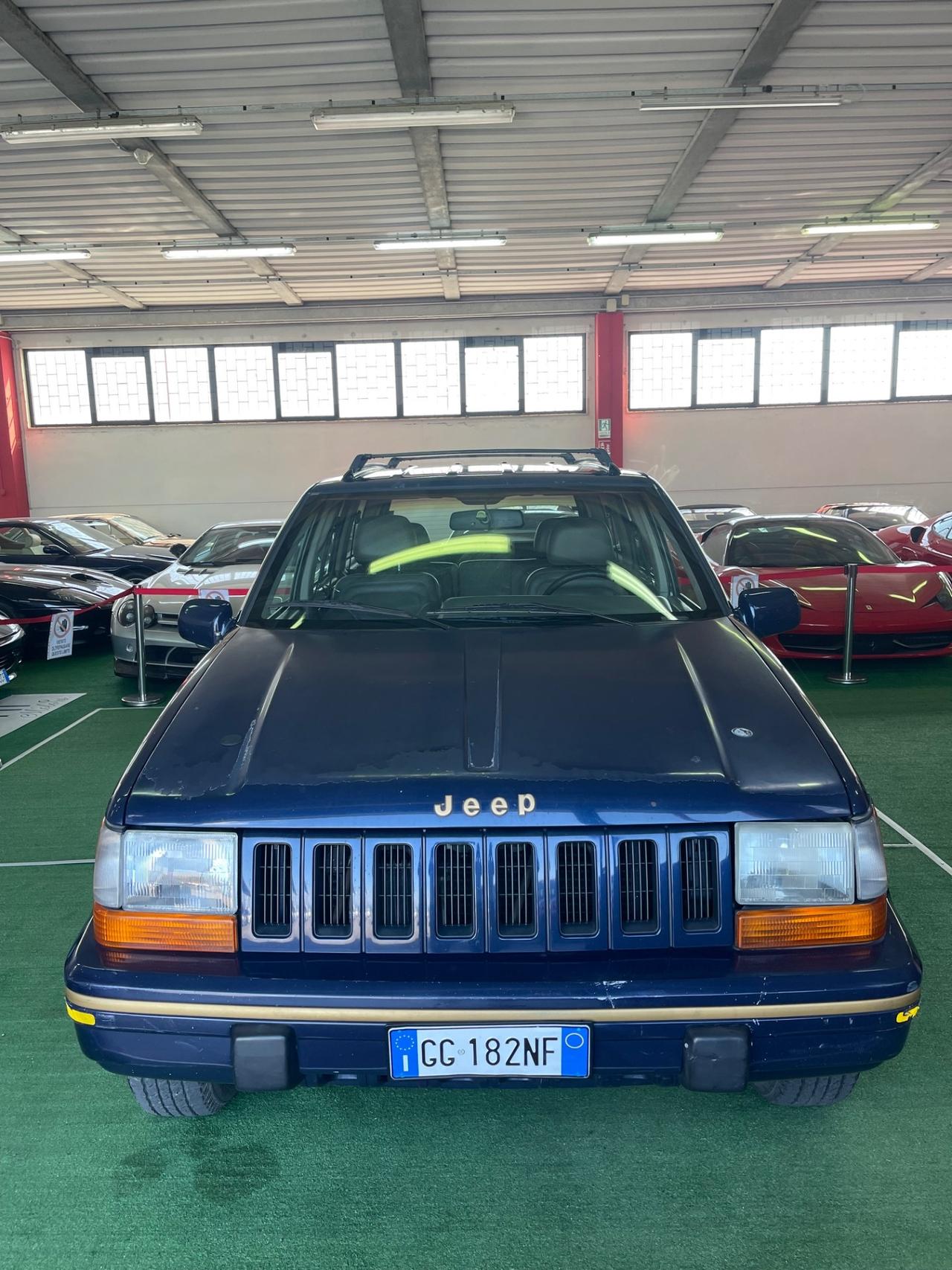 Jeep Grand Cherokee Chief 5.2 V8 Gpl ASI PERMUTE RATE
