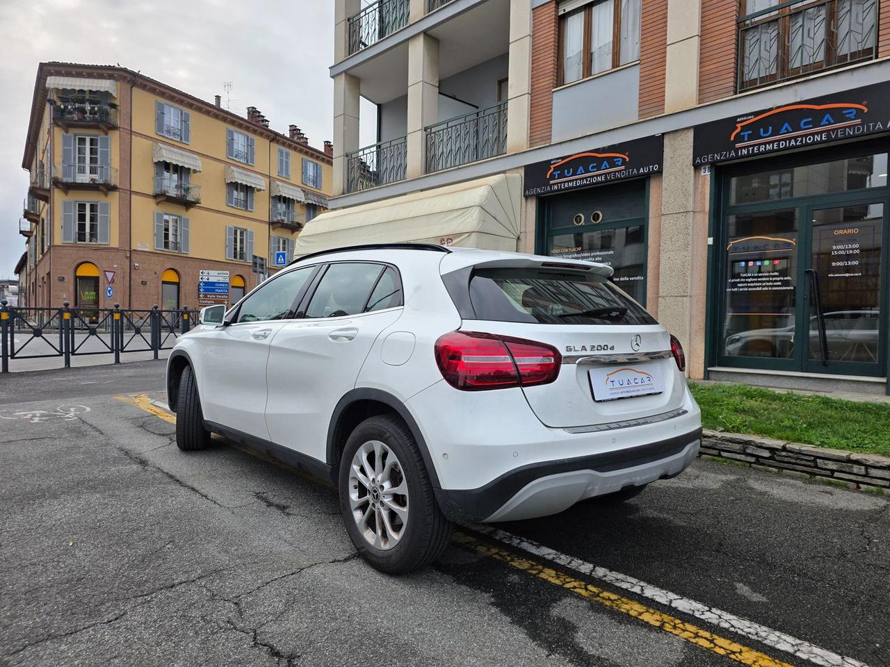 Mercedes-Benz GLA 200 GLA-Clas #7563