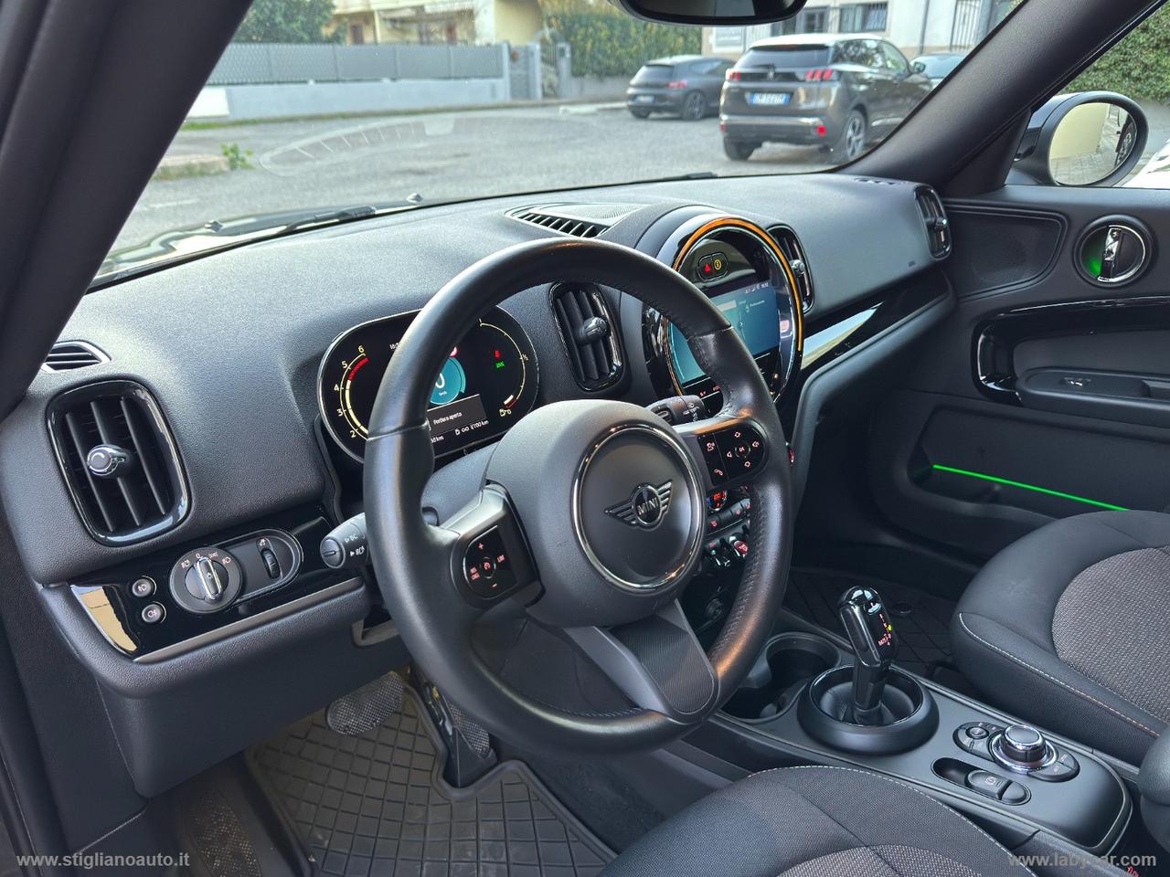 MINI Mini Cooper D Essential Countryman