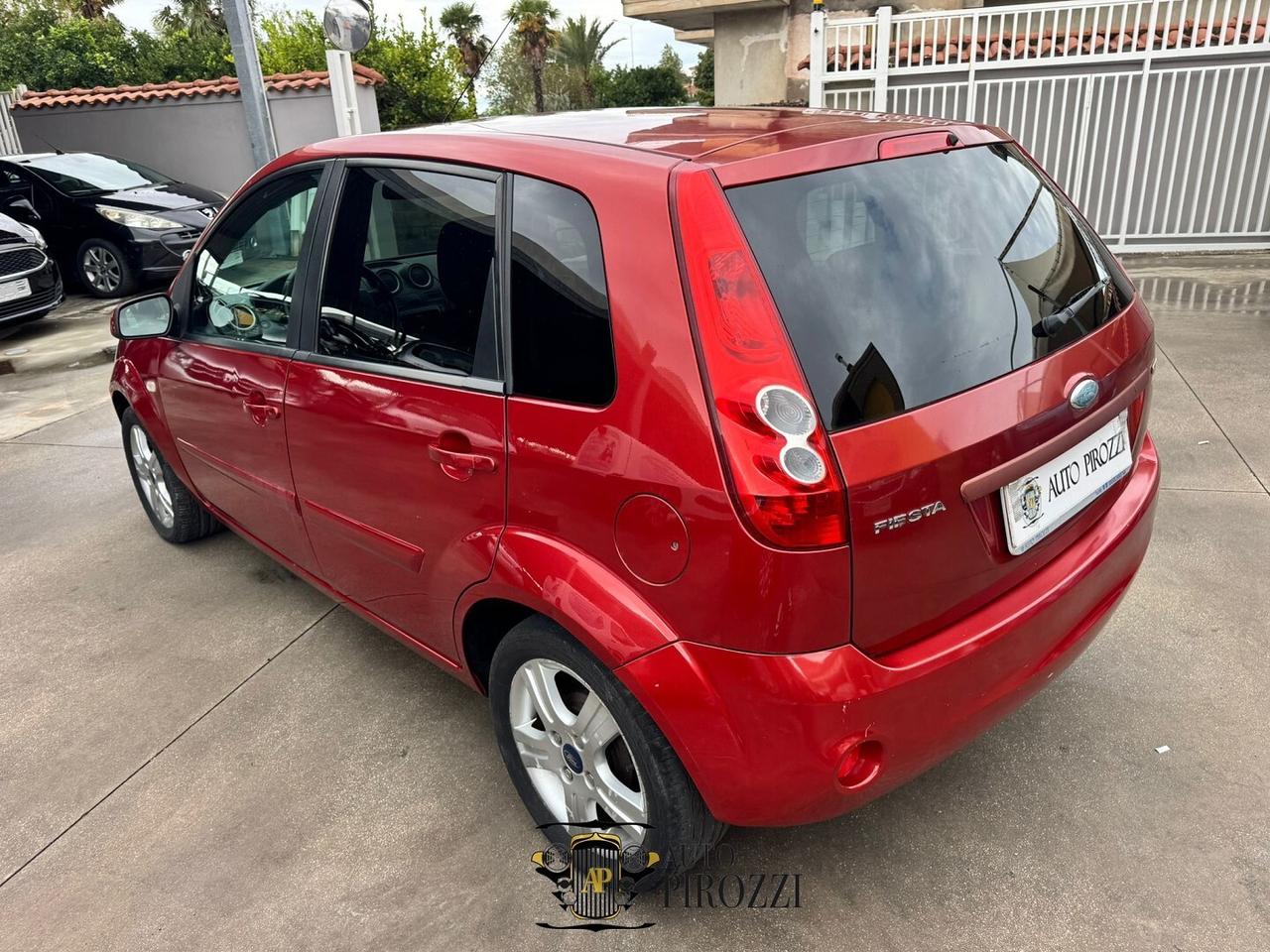 FORD FIESTA 1.4 TDI del 2009 con soli 110.000KM