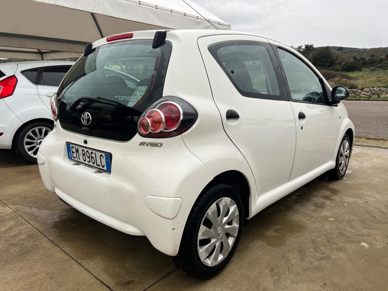 Toyota Aygo 1.0 12V VVT-i 5 porte Now