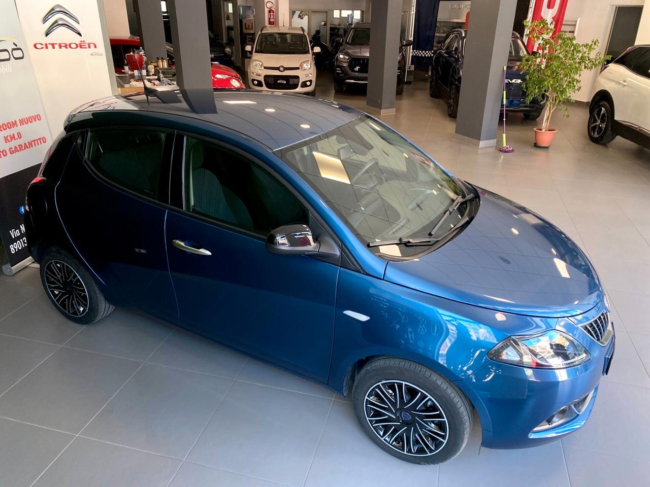 Lancia Ypsilon 1.0 Hybrid 70CV 5P. S&S Gold