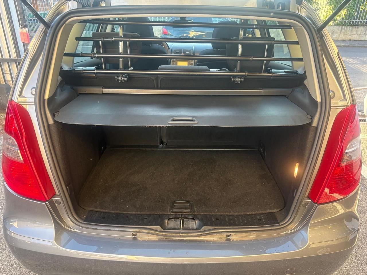 Mercedes-benz A 160 BlueEFFICIENCY Elegance