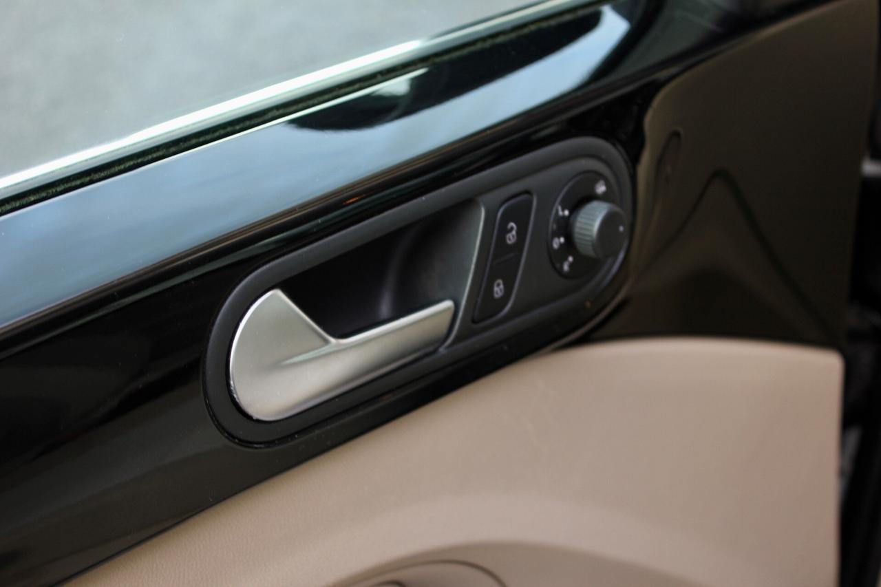 Volkswagen Maggiolino 1.2 TSI Design SEDILI RISCALDATI SENSORI