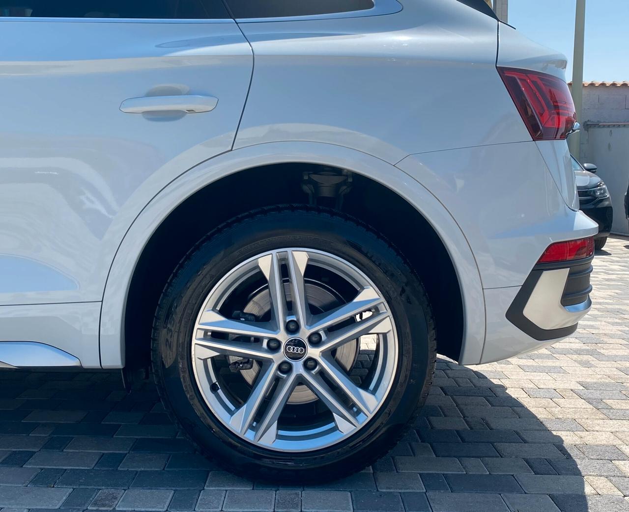 Audi Q5 SPB S line 2.0 TDI 204CV s-tronic mhev quattro 40