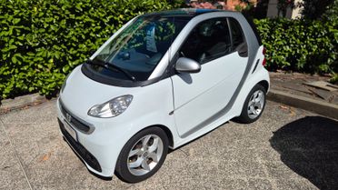 Smart ForTwo 1000 62 kW coupé pulse SERVOSTERZO