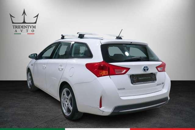 Toyota Auris Touring Sport 1.8 hybrid Lounge