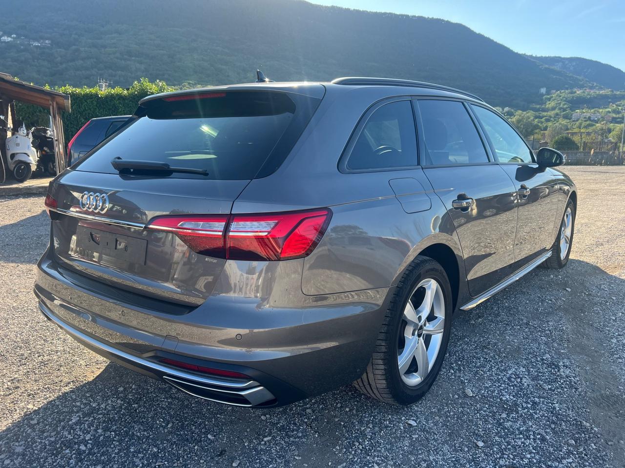 Audi A4 Avant 35 TDI/163 CV S tronic Business