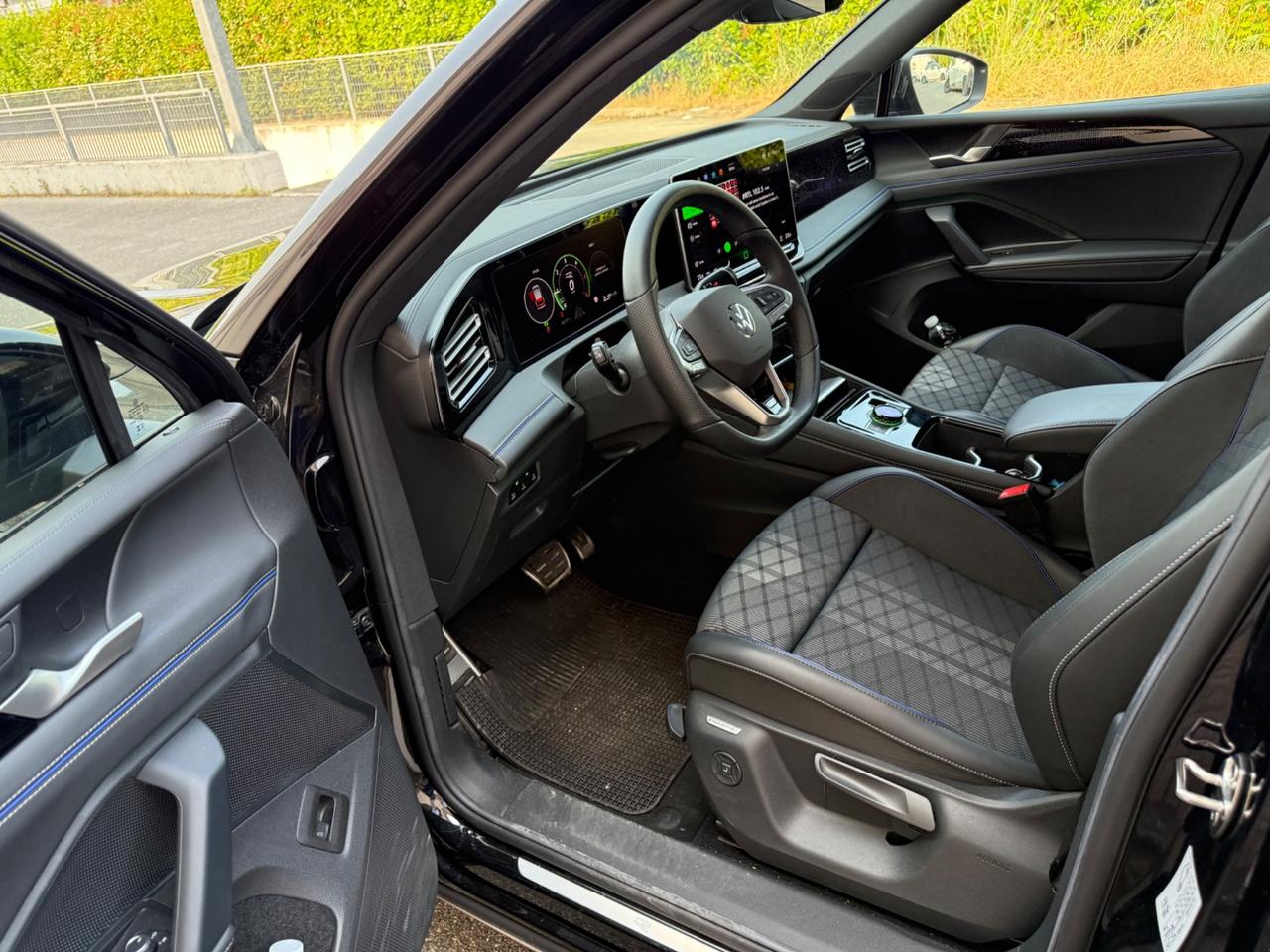 Volkswagen Tiguan 2.0 TDI 150 CV SCR DSG R-Line