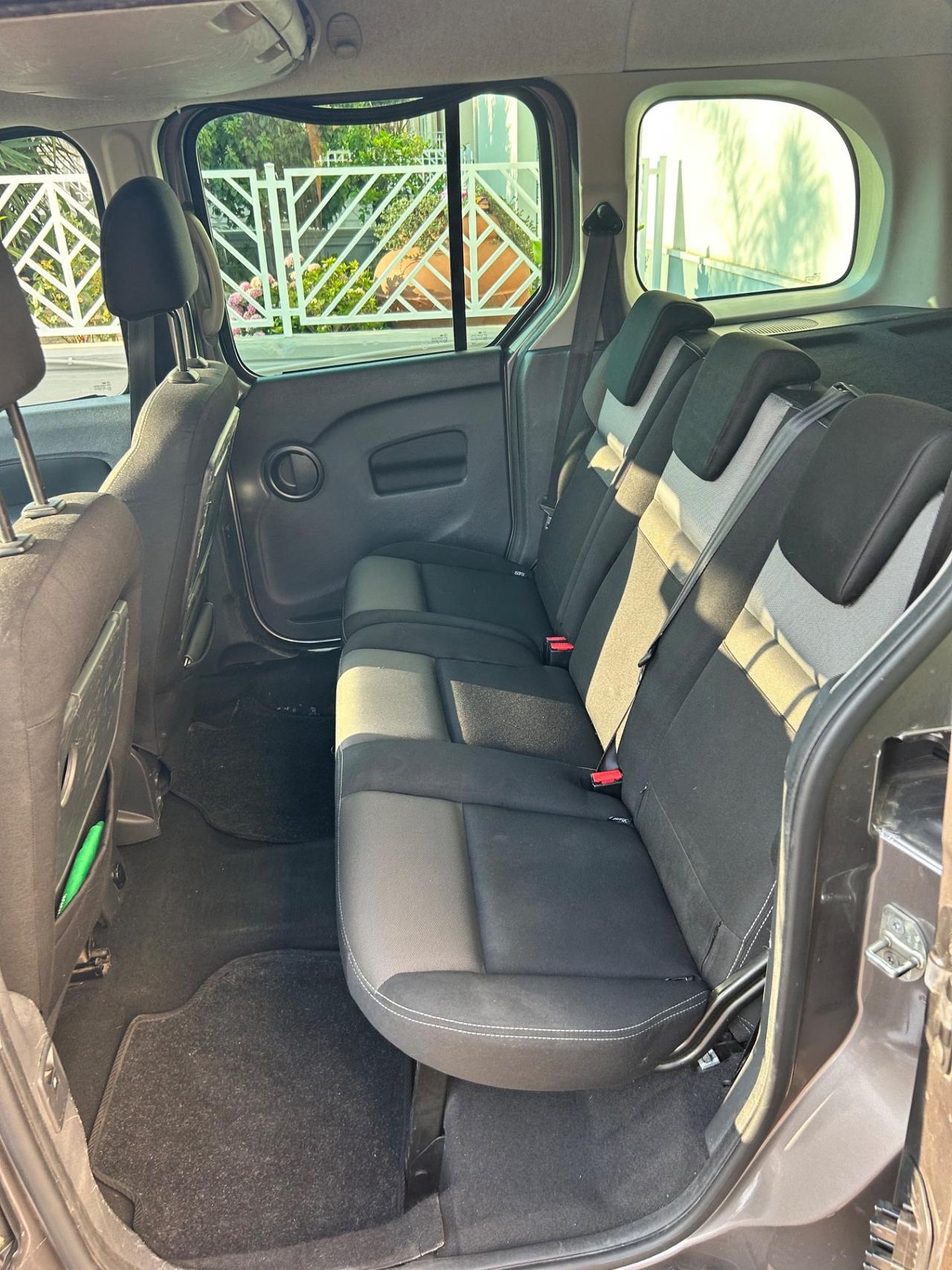 Renault Kangoo 1.5 dCi 90CV 5 porte Stop & Start Limited