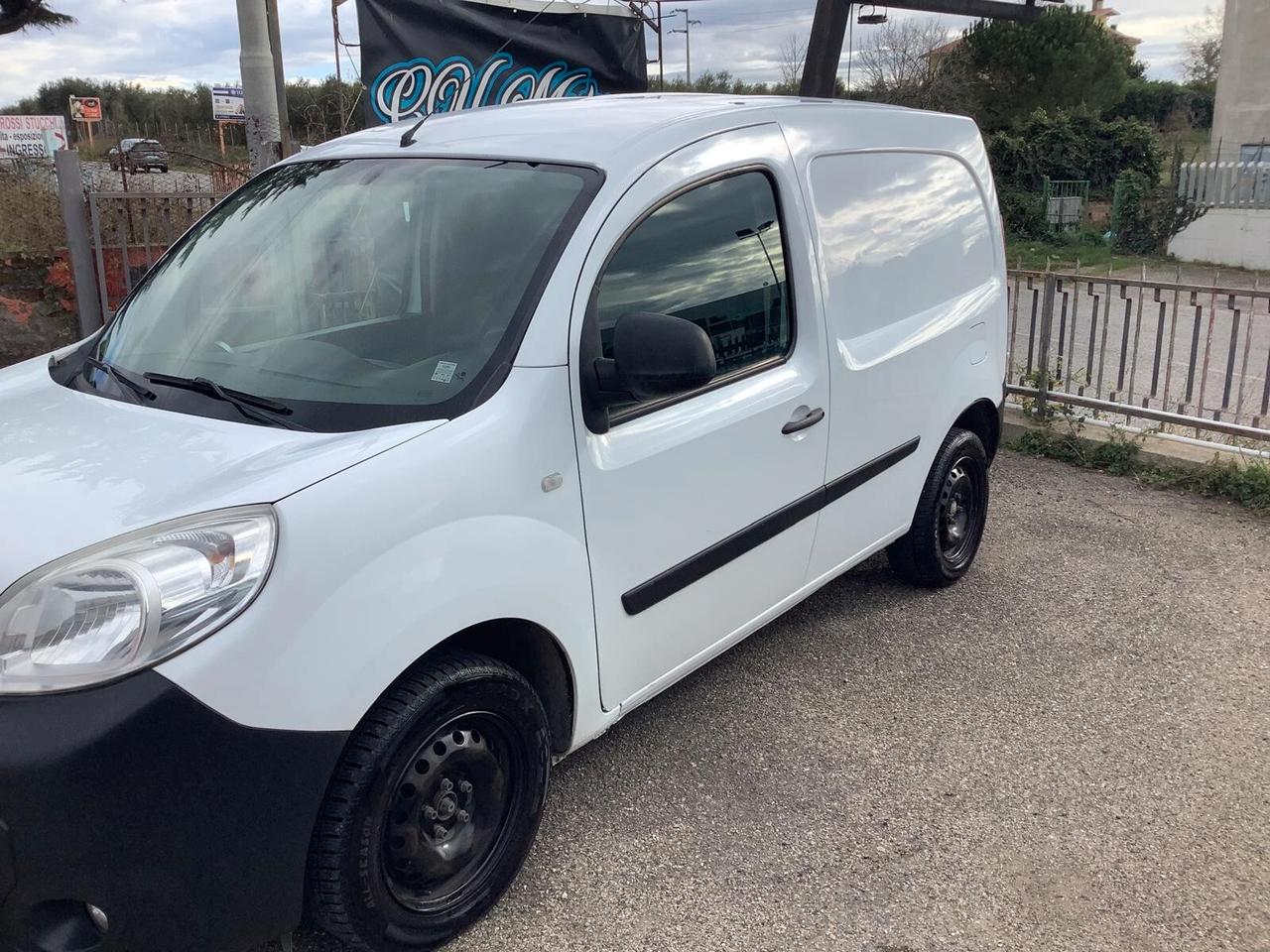 Renault Kangoo .