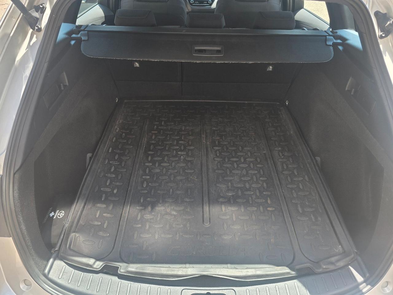 Toyota Corolla Touring Sports 1.8 Hybrid Business
