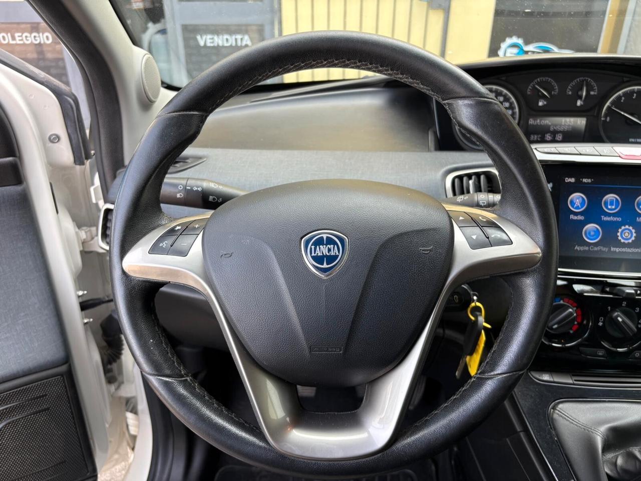 Lancia Ypsilon 1.0 hybrid 69cv - 2021