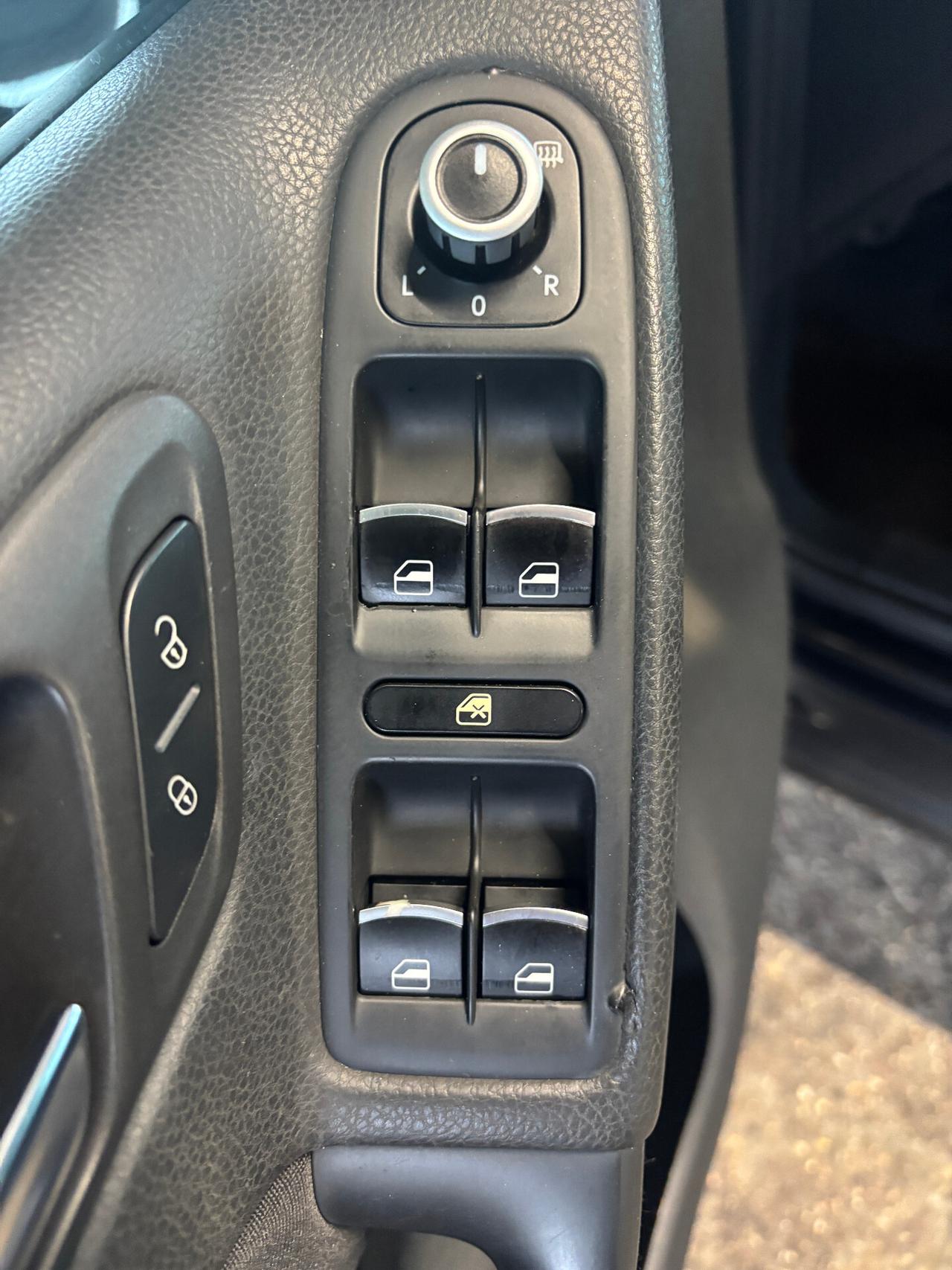 Volkswagen Golf 2.0 TDI 140CV DPF 5p. Highline