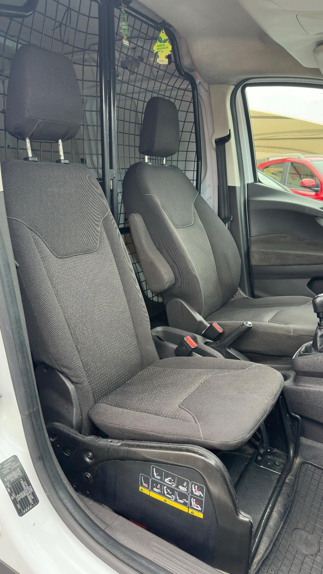 Ford Transit Courier 1.5 TDCi 75CV Van Trend