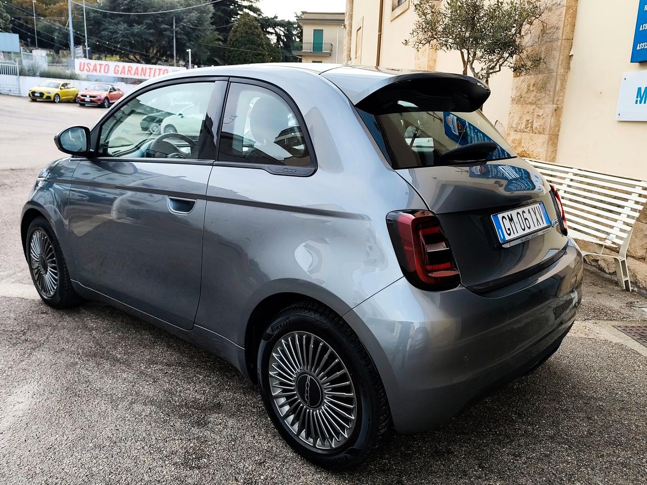 Fiat 500e 3+1