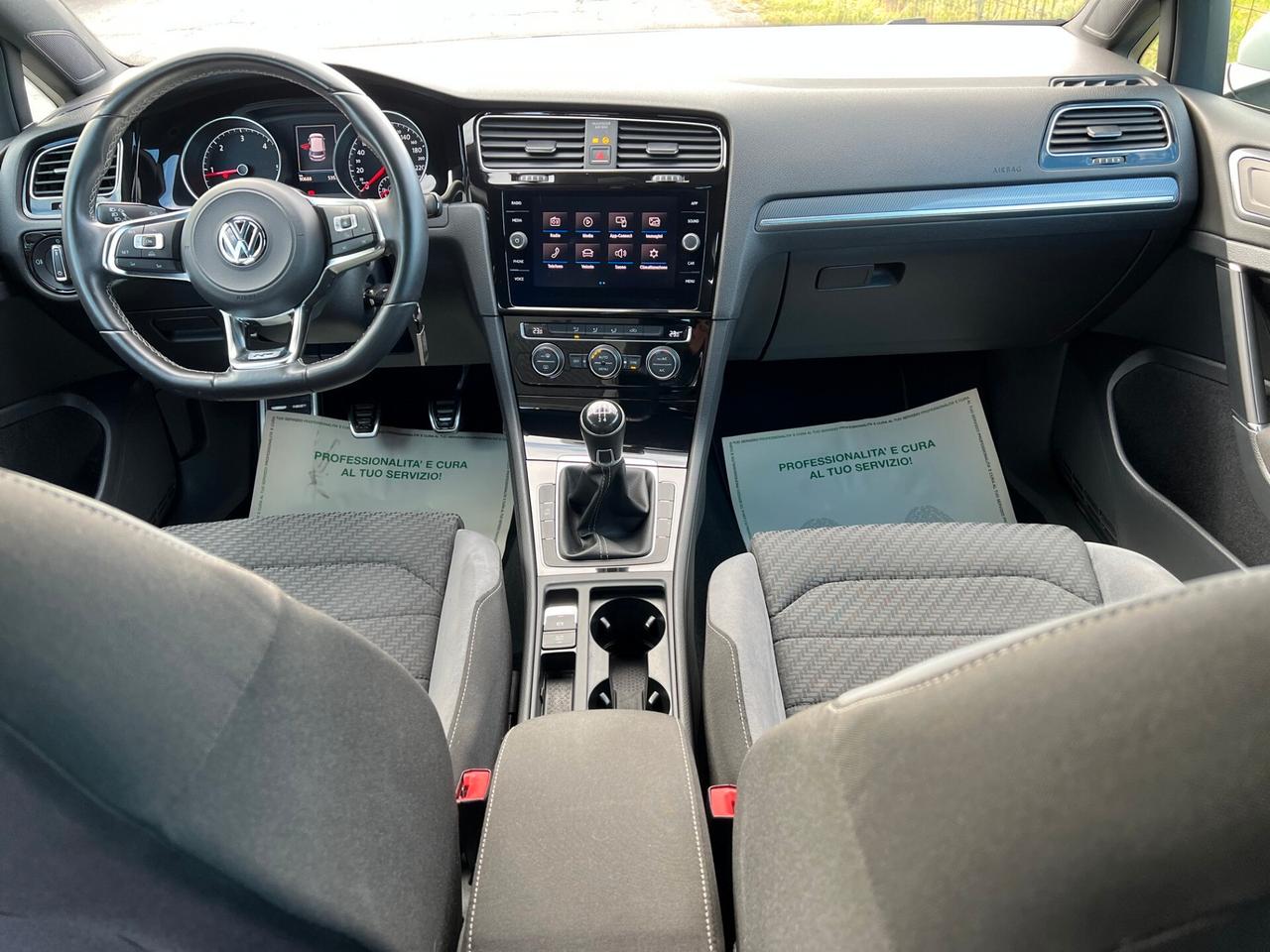 Volkswagen Golf 5p 1.6 tdi R-Line 115cv cerchi e gomme invernali