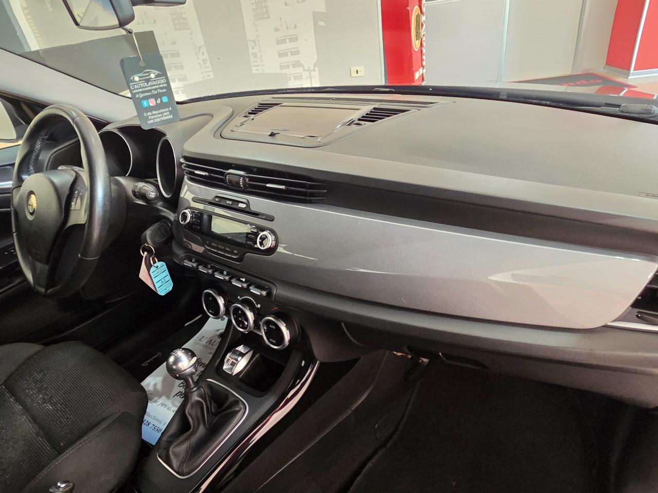 Alfa Romeo Giulietta 1.6 JTDm-2 105 CV Distinctive