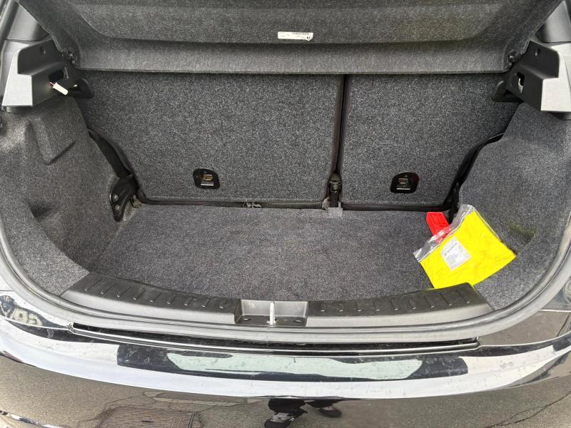 LANCIA YPSILON 1.2 BENZ 69 CV ADATTA A NEOPATENTATI