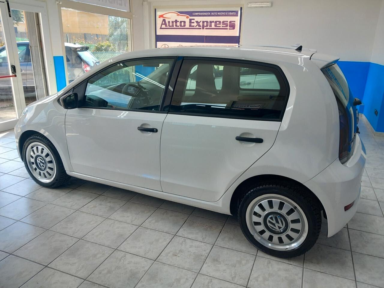 Volkswagen Up anno 2018 1.0 benzina metano 78 mila km