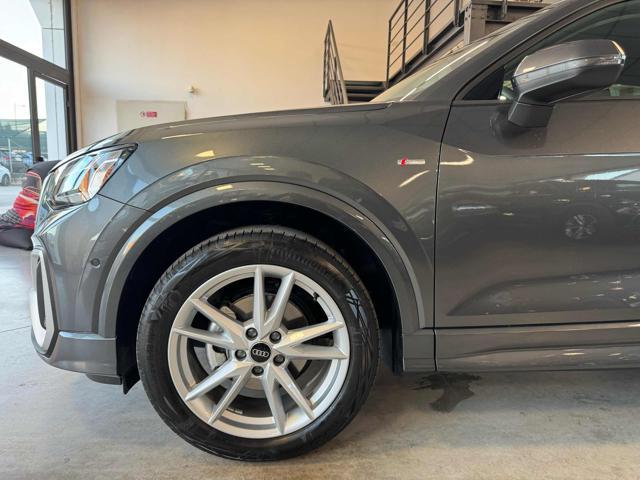 AUDI Q2 30 TFSI S line Edition "Km 1813"