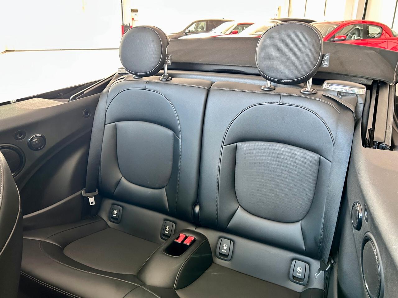 Mini Cooper S Cabrio*AUTOMATICA*NAVI*Head-Up Display*GARANZIA*FULL OPTIONAL*