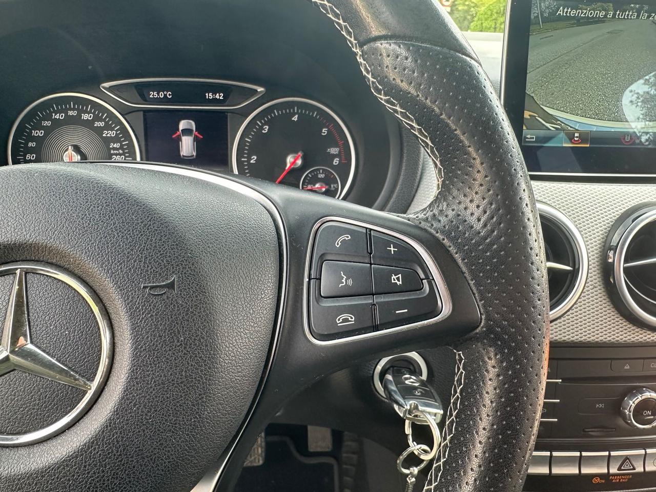 Mercedes-Benz B 180 Sport B 180 D #10480