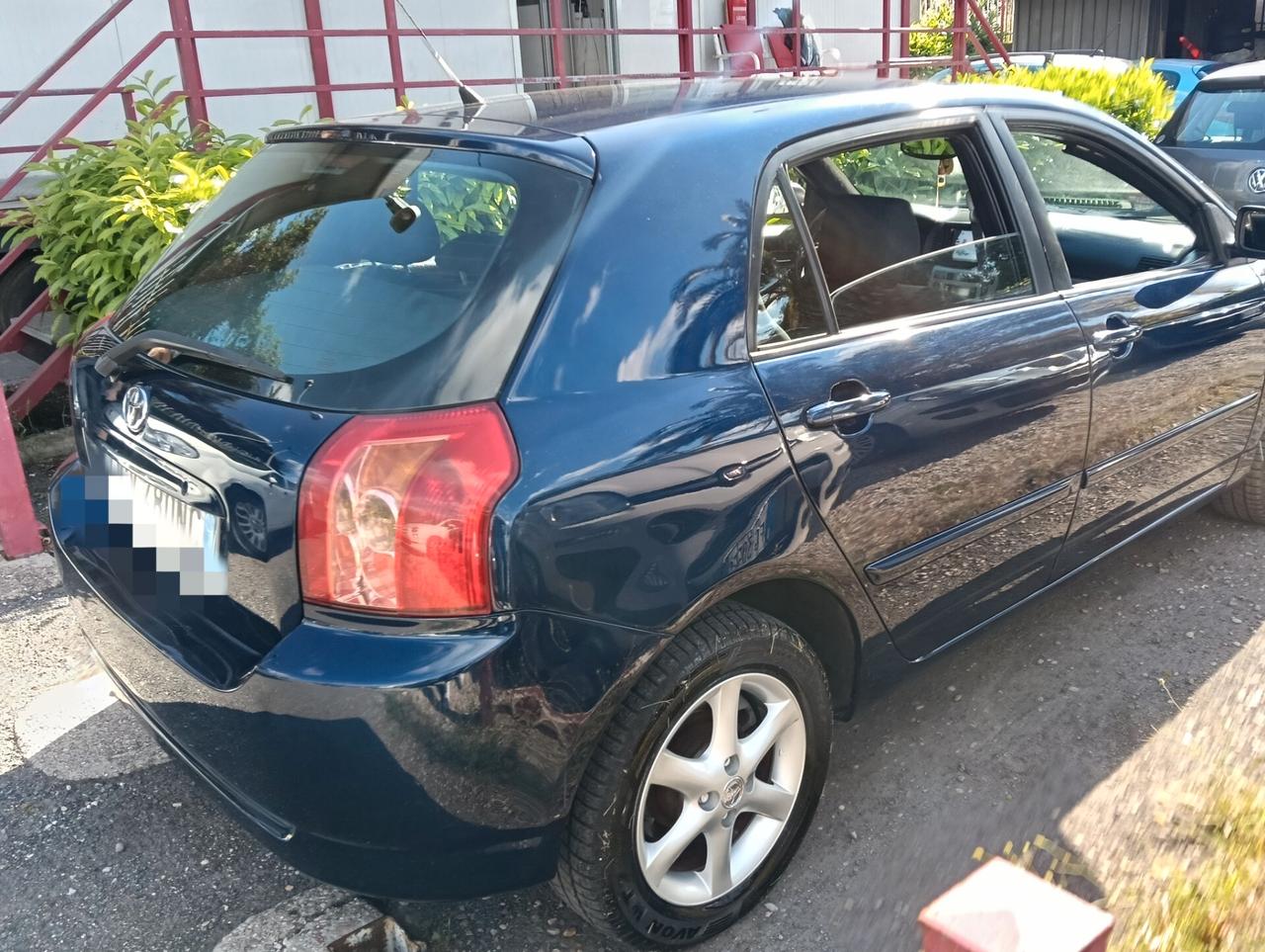 Toyota Corolla 2.0 16V D-4D 5 porte