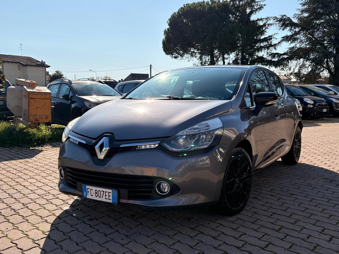 Renault Clio dCi 8V 75 CV Start&Stop 5 porte Energy Duel