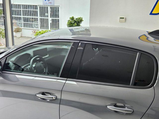 PEUGEOT 208 Hybrid 100 e-DCS6 Allure tua da ?239,00 mensili