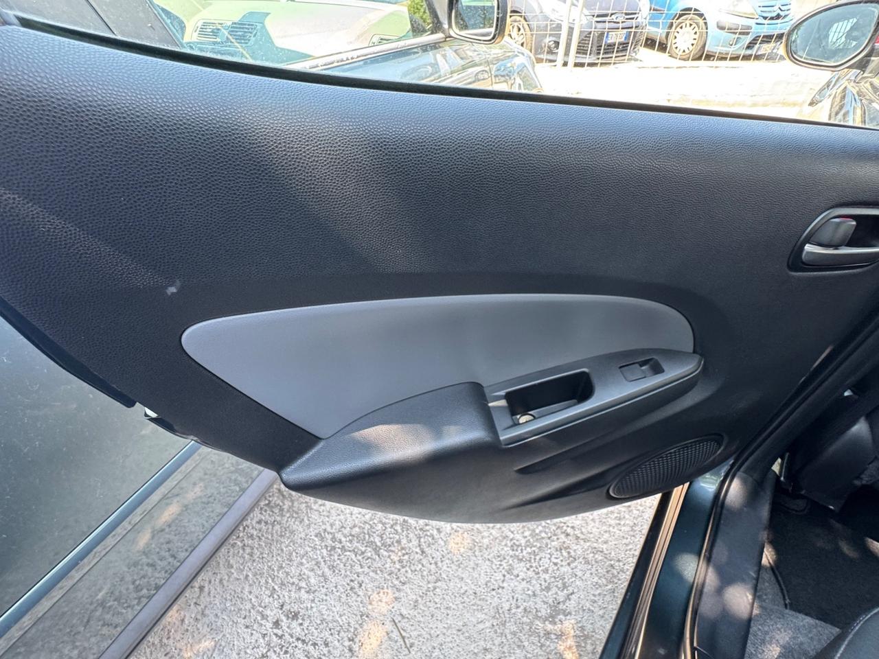 Mazda 2 Mazda2 1.3 16V 75CV 3p. Play