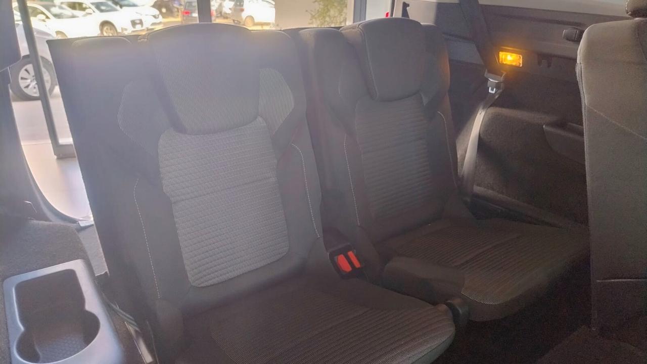 Renault Grand Scenic Blue dCi 120 CV Sport Edition2