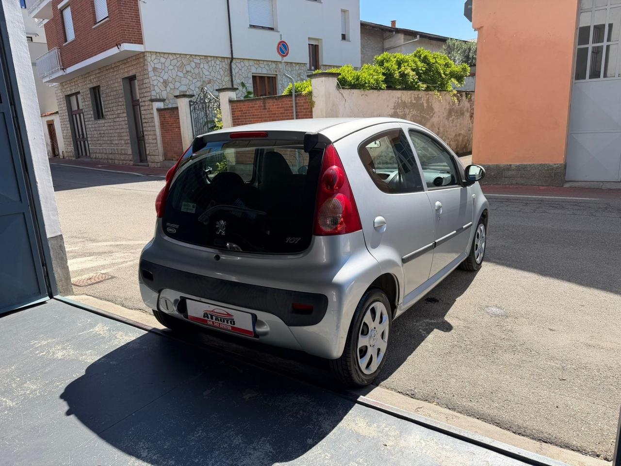 Peugeot 107 1.0 68CV 5p. Desir