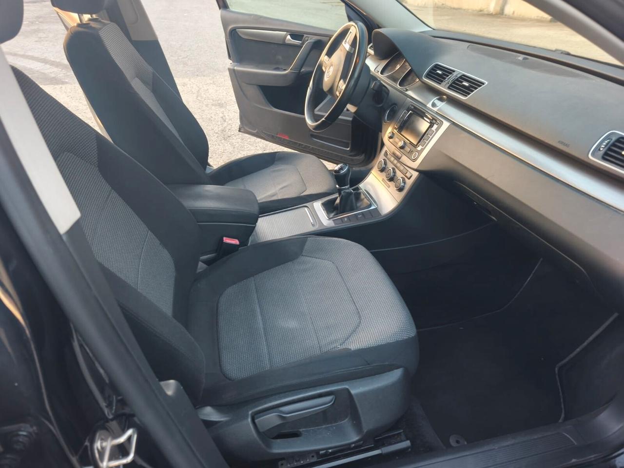 Volkswagen Passat SW 2014---1.6 Diesel