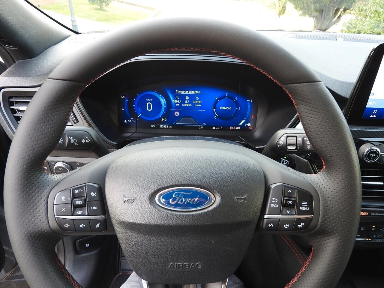 Ford KUGA 2.0 DIESEL/Hybrid ST-Line