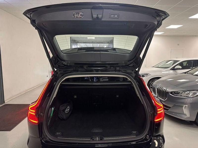 Volvo V60 2.0 b4 Momentum Business auto