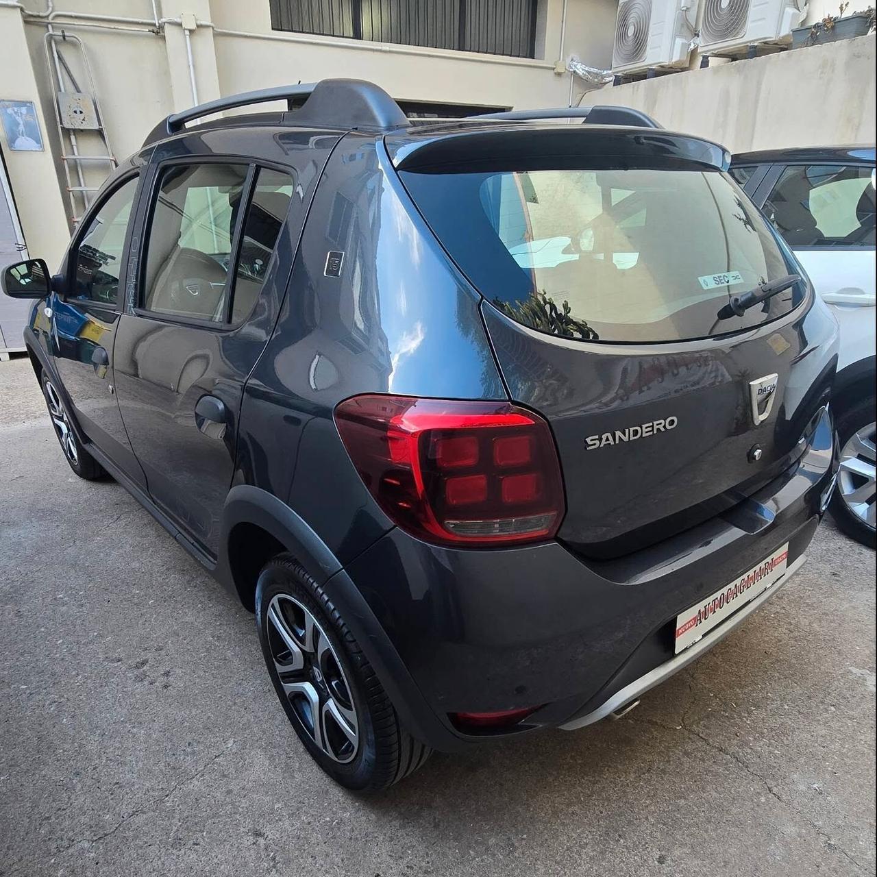 DIESEL - Dacia Sandero Stepway 1.5 Blue dCi 95CV 15th Anniversary