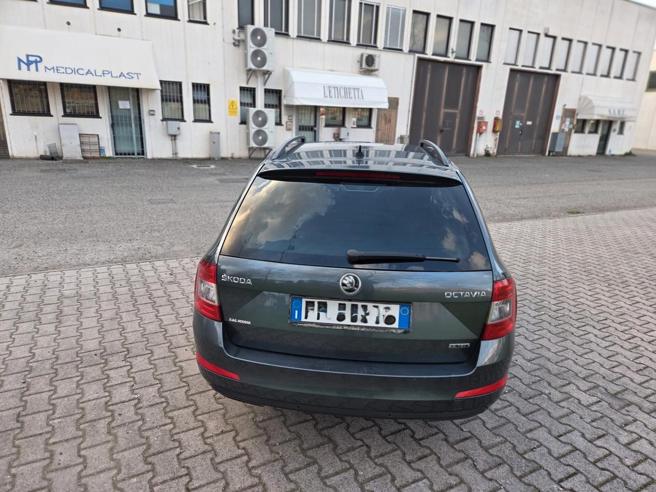 Skoda Octavia 1.4 TSI Wagon Executive G-Tec