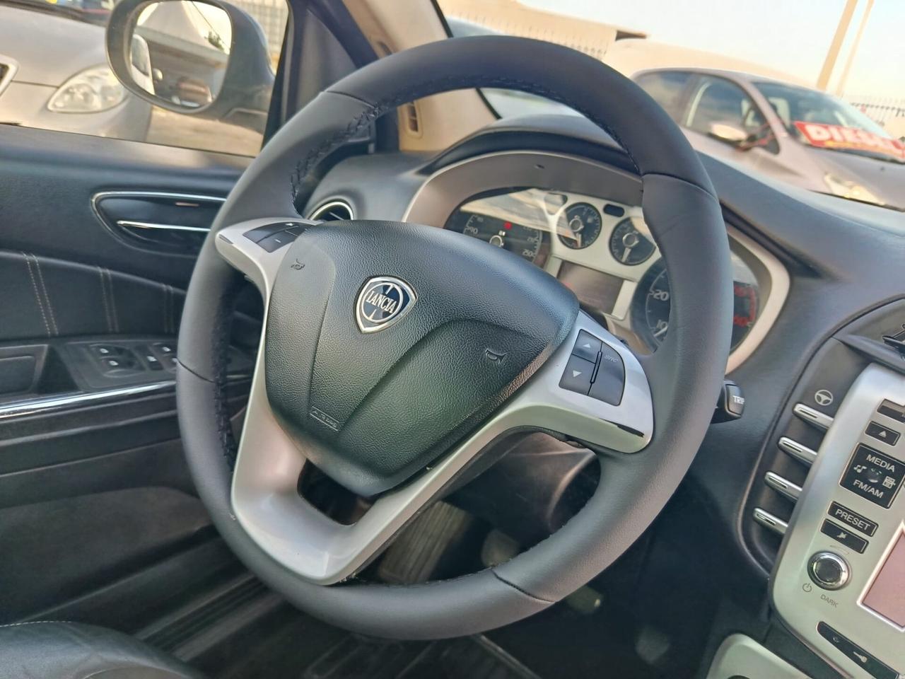 Lancia Delta 1.6 MJT DPF Gold