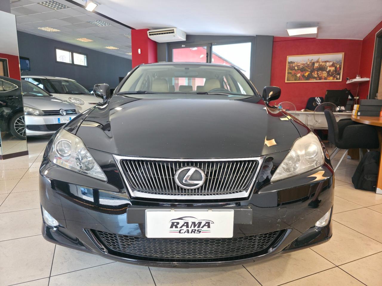 Lexus IS 220d