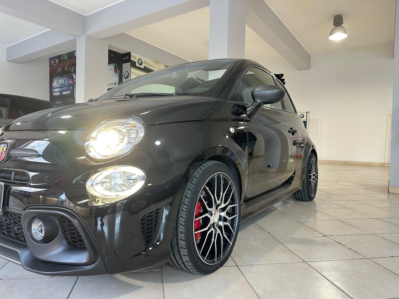Abarth 595 C 1.4 Turbo T-Jet 180 CV Competizione