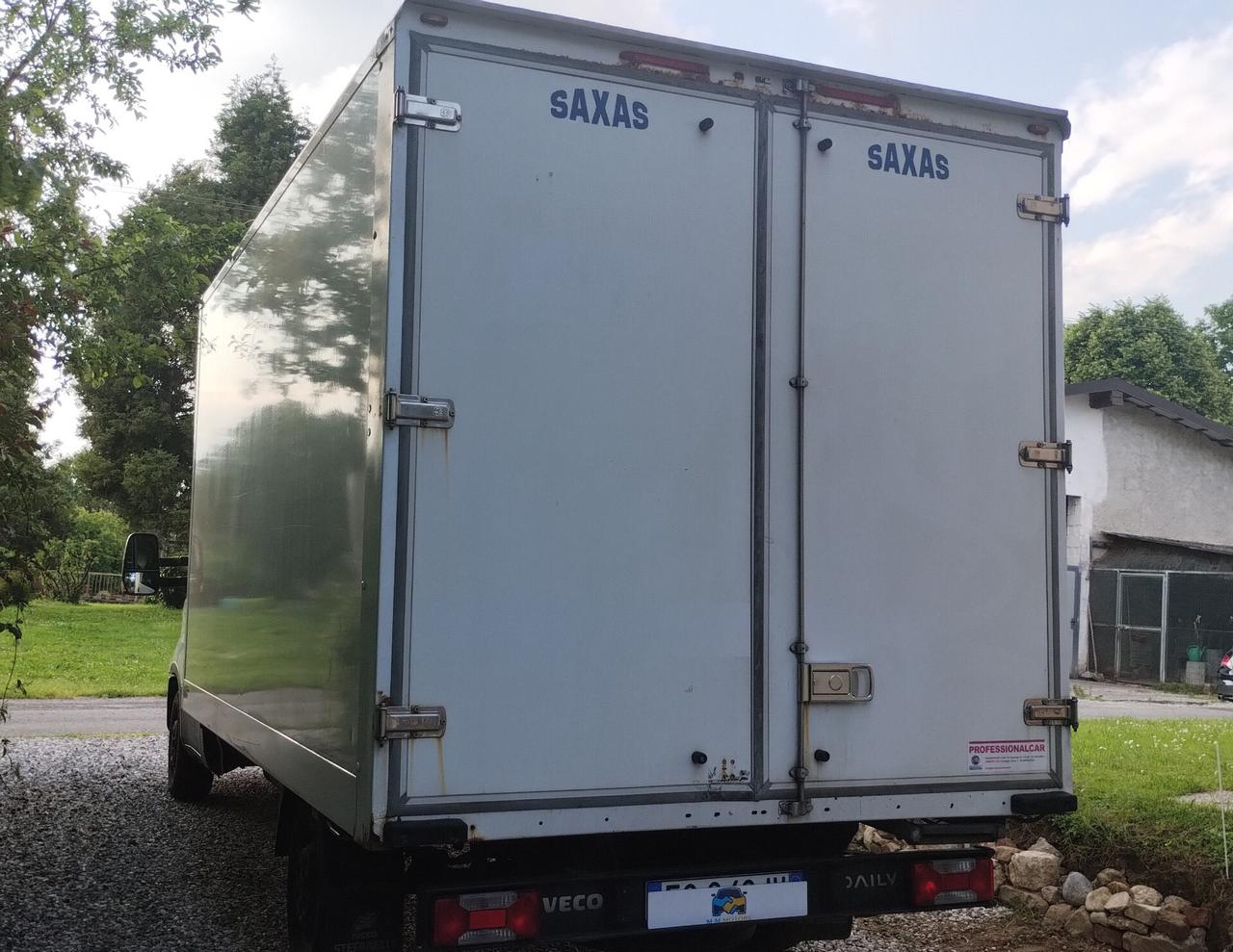 FURGONE IVECO DAILY CASSONATO