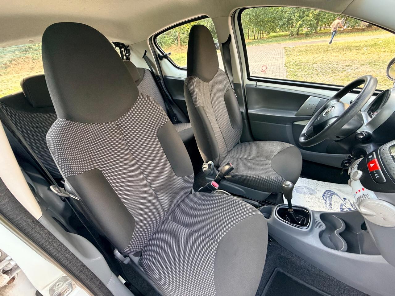 Toyota Aygo 1.0 12V VVT-i 5 porte Sol Connect