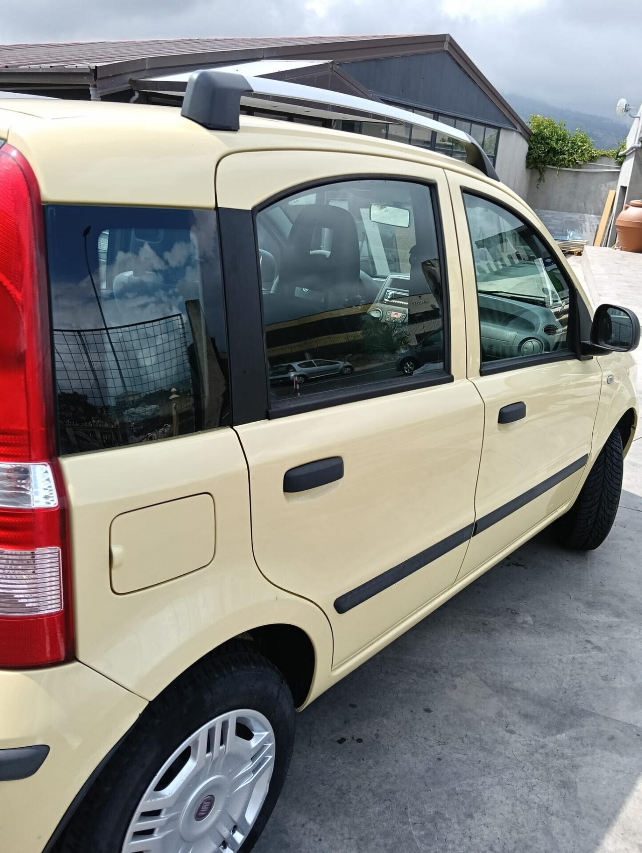 Fiat Panda 1.4 DYNAMIC NATURAL POWER MAMY 77 CV ANNO 2012