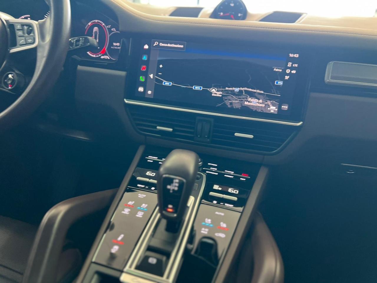 Porsche Cayenne Coupé 3.0 V6 Platinum Edition