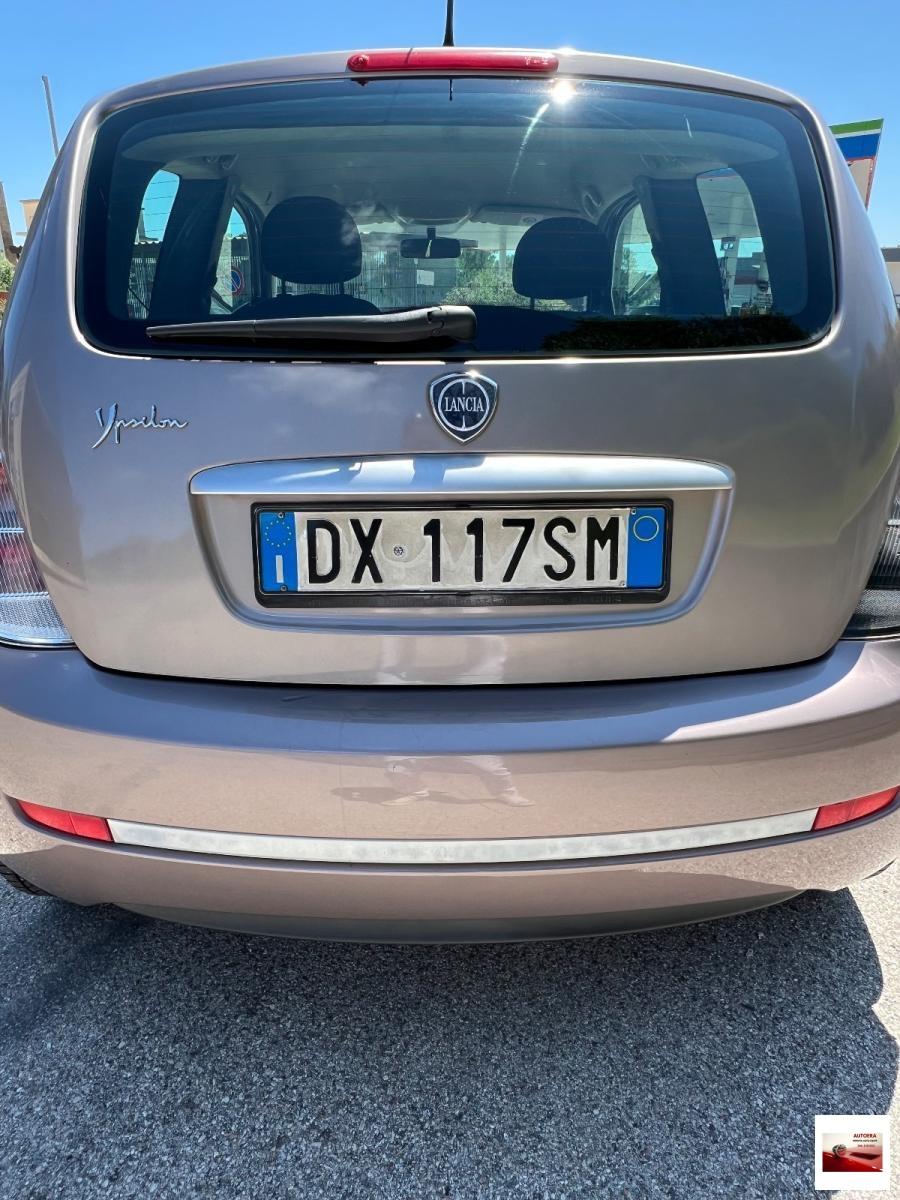 LANCIA - Ypsilon - 1.2 Argento