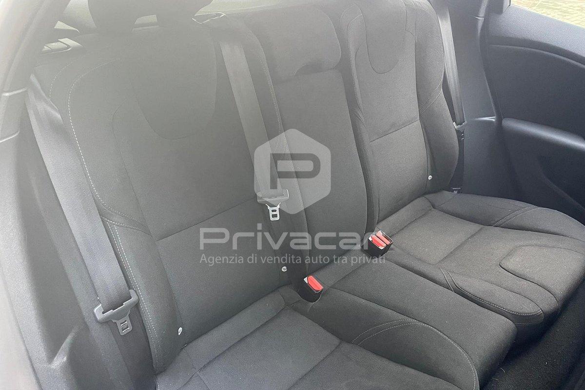 VOLVO V40 D2 1.6 Business Edition