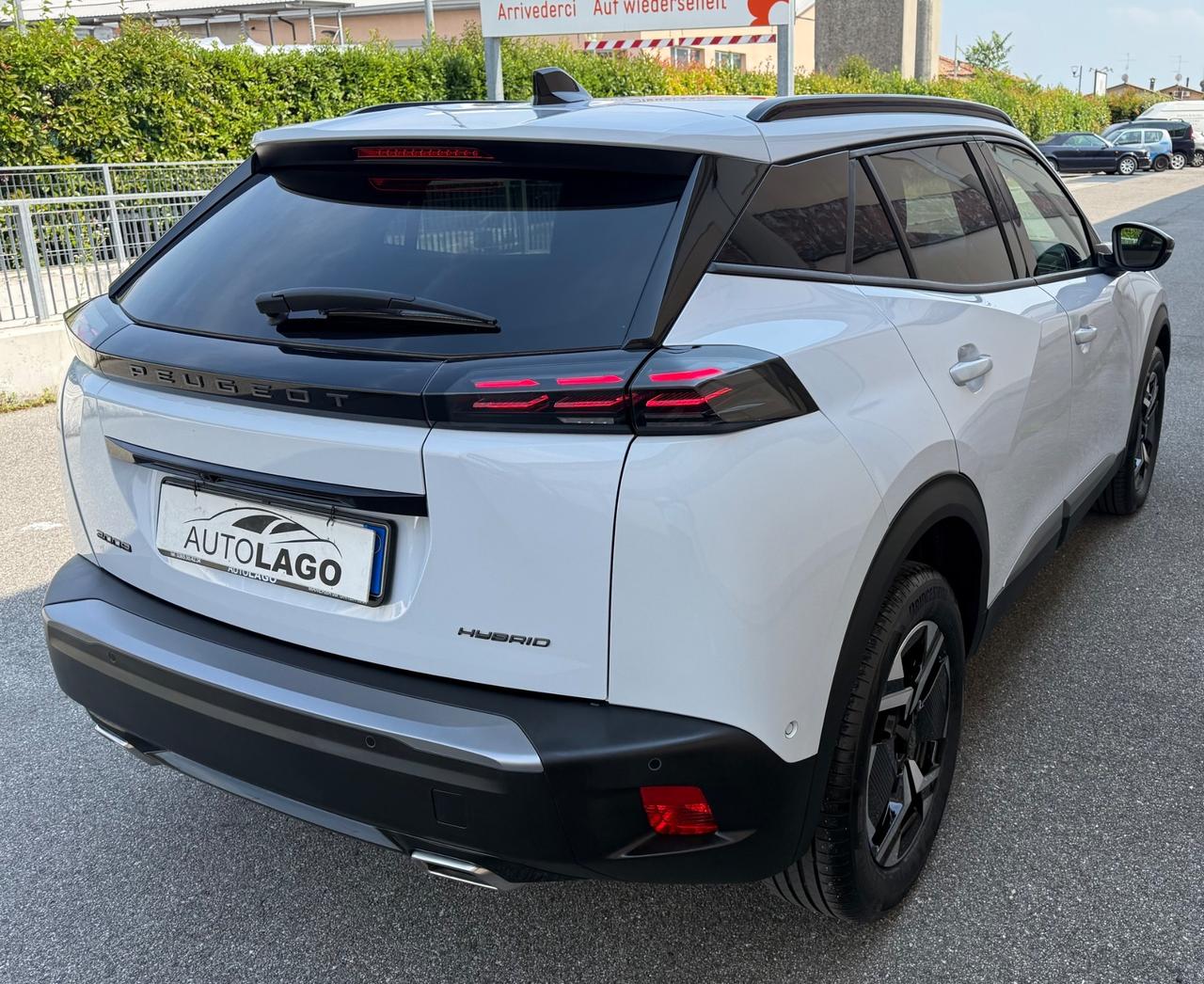 Peugeot 2008 Hybrid 145 e-DCS6 Allure …2025