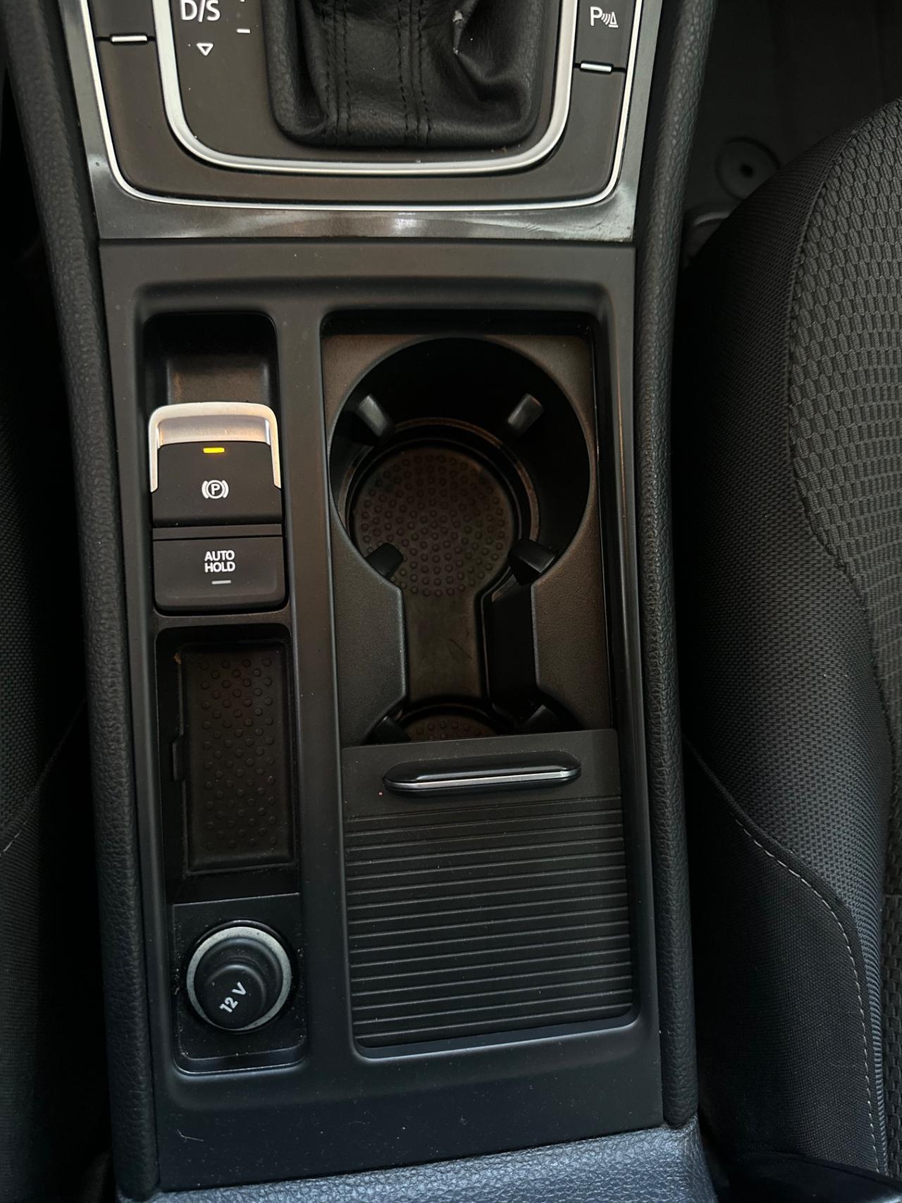 Volkswagen Golf Variant 1.6 TDI 115 CV DSG Business BlueMotion Tech.